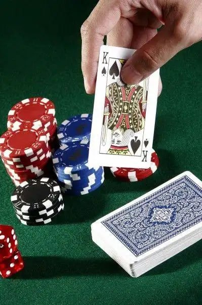 Dealer and player cards revealed in Speed Blackjack